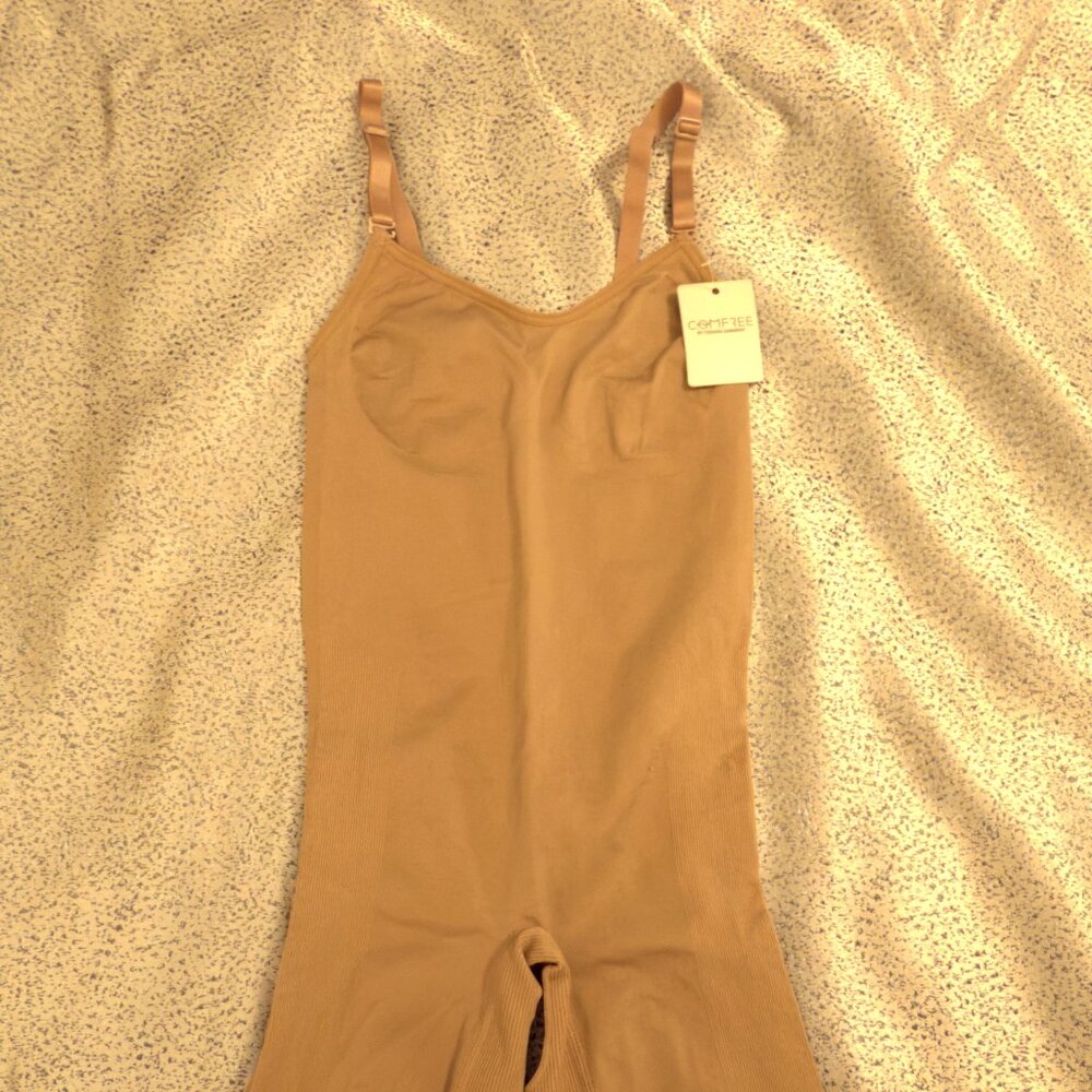 NWT Short Leg Body Shaper